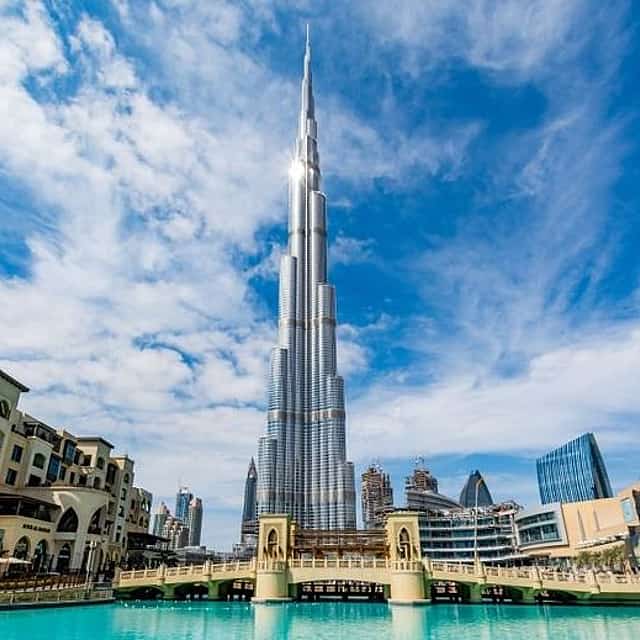 Burj Khalifa 124 & 125 Floor NON-PRIME + Under Water Zoo Combo