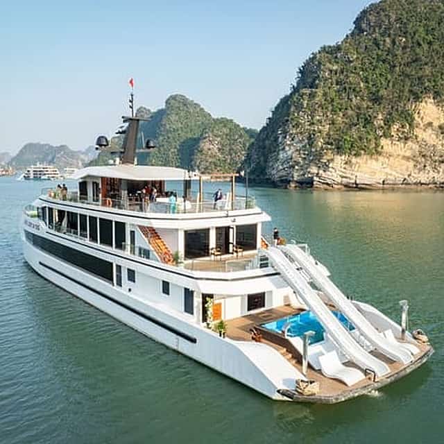 Luxury Halong Bay and Lan Ha Bay Day Tour with Hera Luxury Cruise