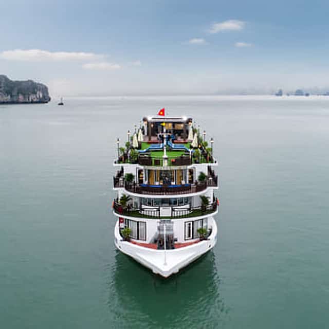 Luxury Halong Bay Cruises - 2 Days 1 Night