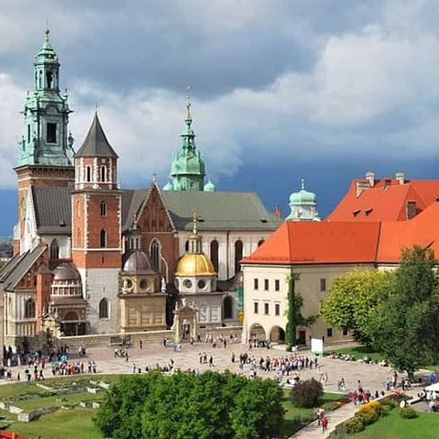 Krakow Scavenger Hunt & Highlights Self-Guided Walking Tour