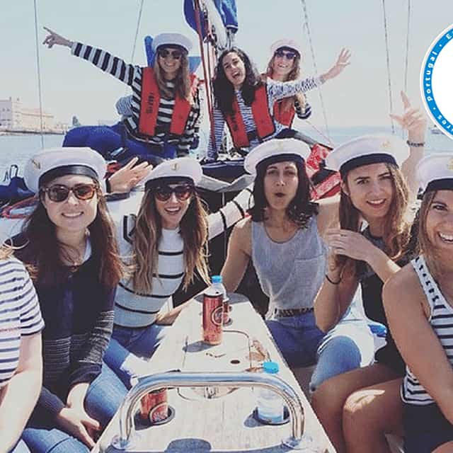2 hours private sailing tour Lisbon