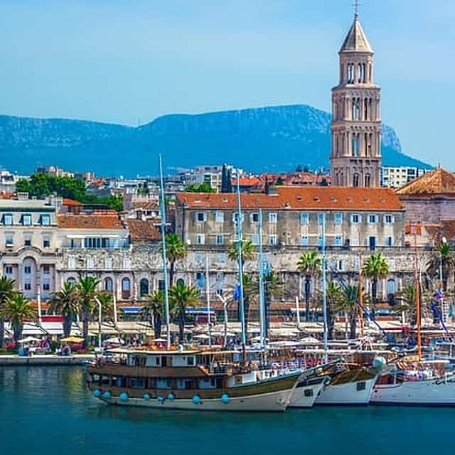 Private Transfer from Zadar to Split with 2 hours for sightseeing