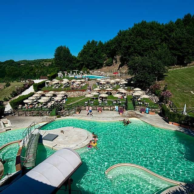 Viagem de um dia às Termas de Sorano saindo de Roma
