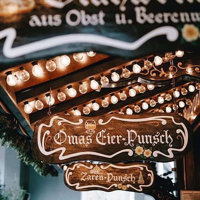 Christmas Private Daytrip from Salzburg to Vienna and back