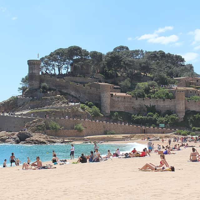 Costa Brava'da Tossa De Mar Plaj Günü