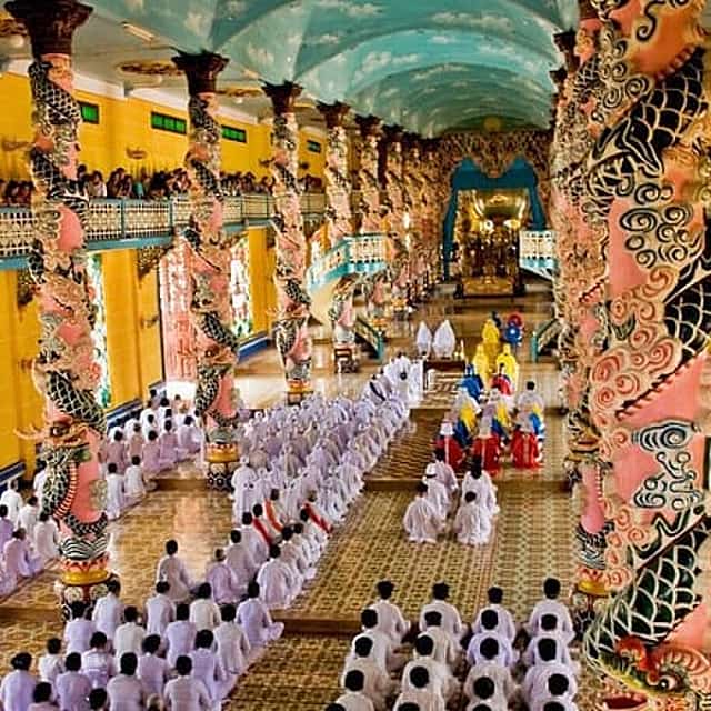 Small-Group 1-day: Cao Dai Temple & Ba Den Mountain