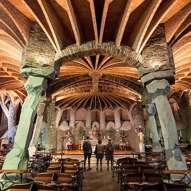 Arte Menos Conhecida de Gaudí: Colônia Güell, Casa Vicens e Bellesguard