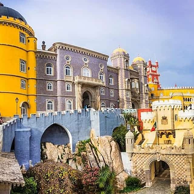 Private Half Day Tour to Sintra and Pena Palace from Lisbon