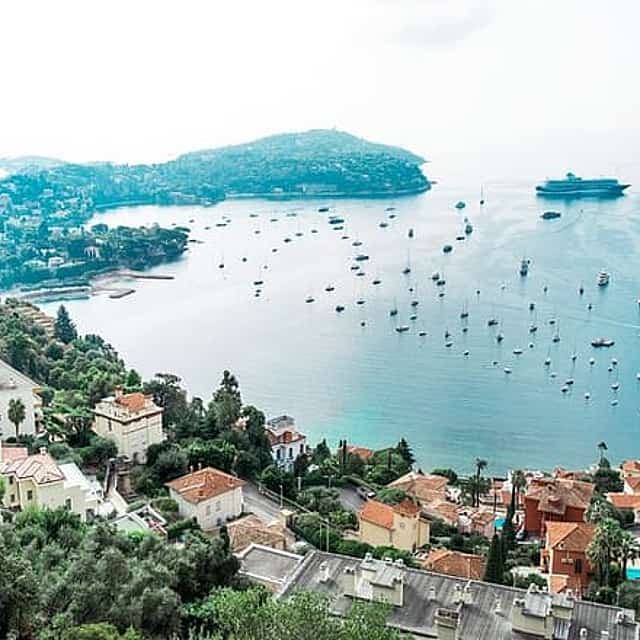 Private Transfer From Genoa To Nice With a 2 Hour Stop in Savona