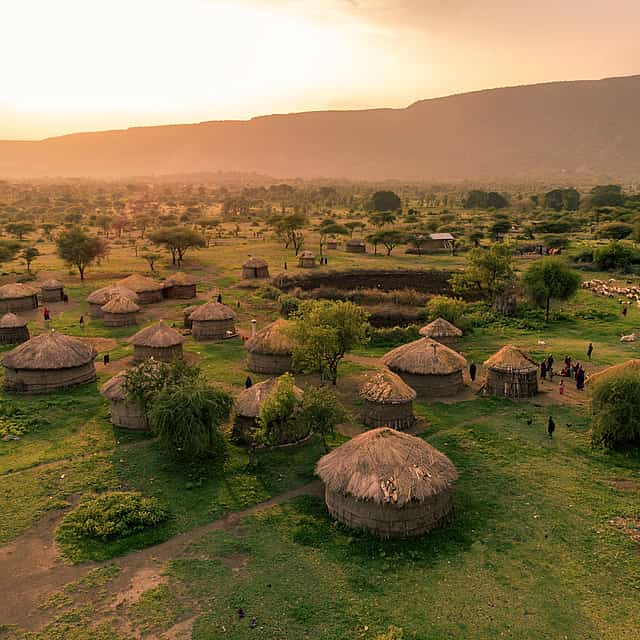 Excursión cultural de medio día a Bomas de Kenia en Nairobi
