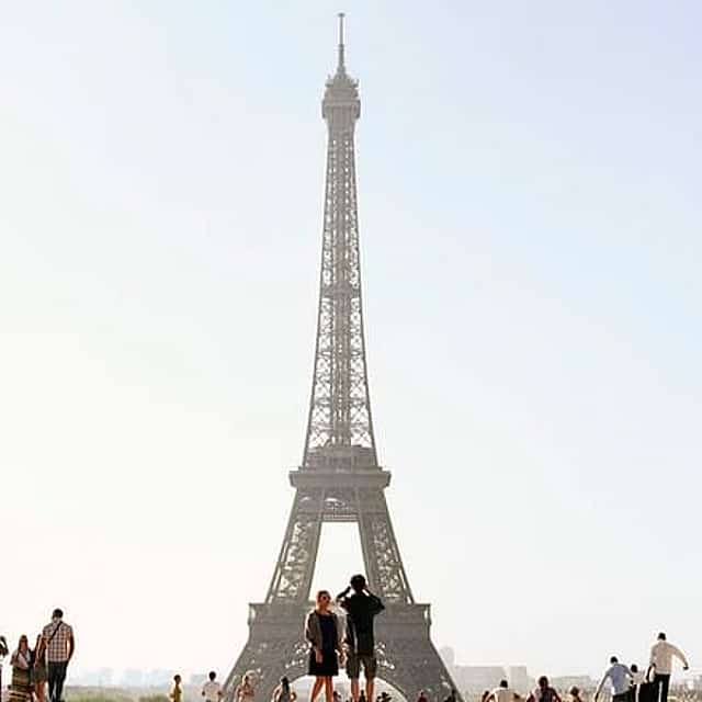 Full Day Tour Giverny, Versailles & Eiffel with Private Pick up
