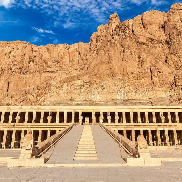 Privattour durch Ost- und Westufer von Luxor
