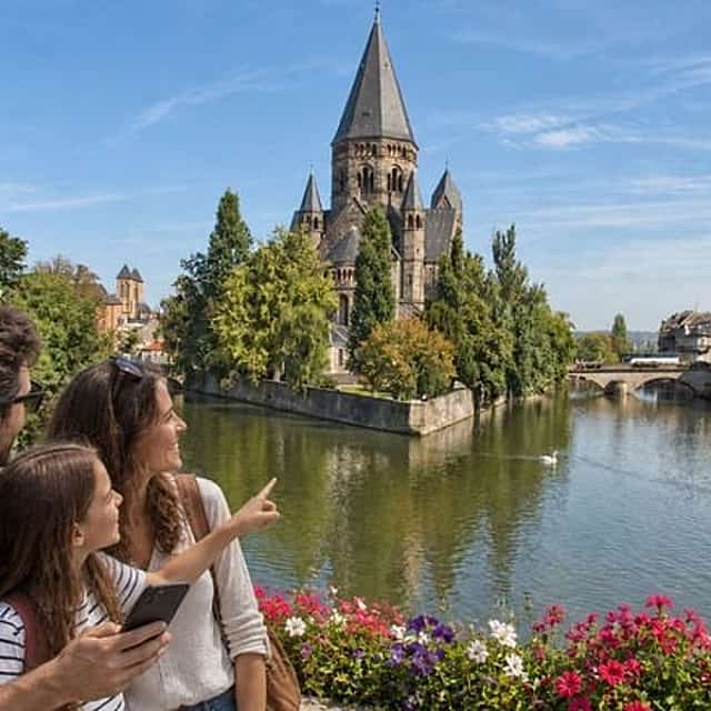 Metz Scavenger Hunt & Highlights Self-Guided Walking Tour