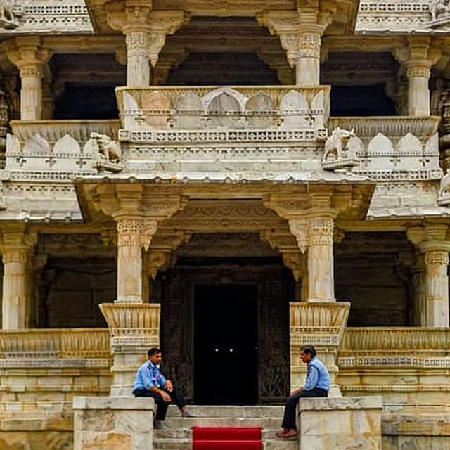 Jodhpur-Udaipur Transfer: Optional Ranakpur & Kumbhalgarh