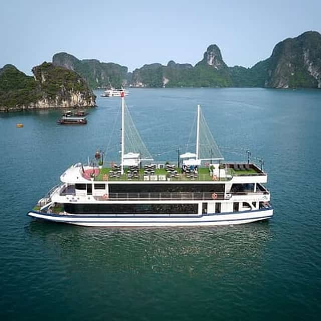 Arcady Premium Halong Bay Day Cruise from Hanoi Expressway