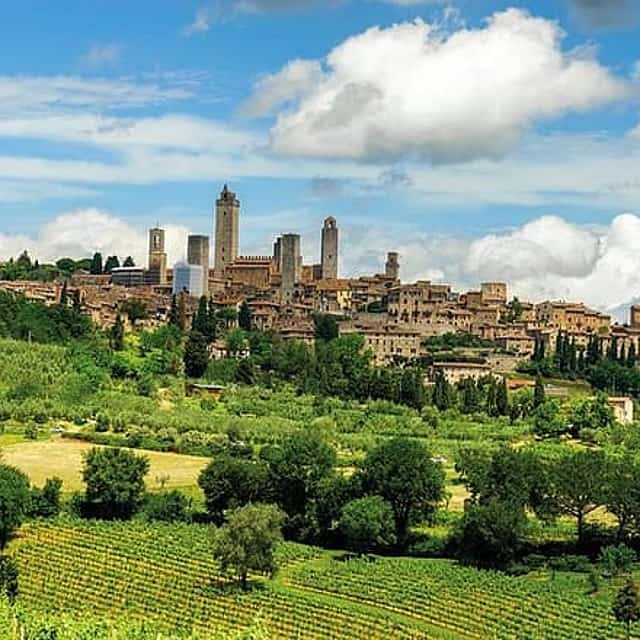 Florence Day Trip: Pisa, San Gimignano, and Siena with Lunch