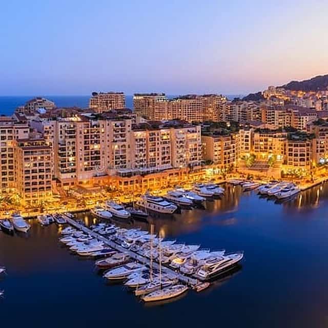 4 heures d'excursion privée sur la Côte d'Azur Monaco de nuit