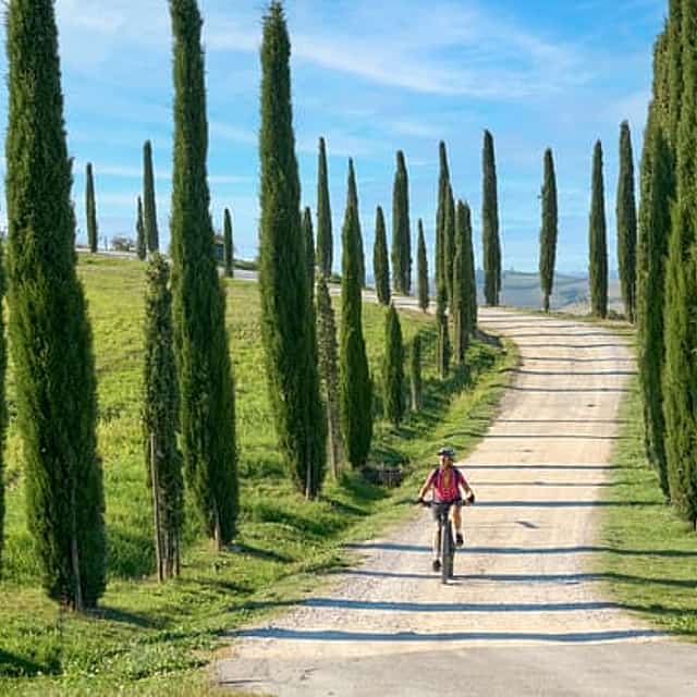 E-Bike Adventure in Chianti: Discover the Landscapes of Tuscany with Lunch and Wine Tasting