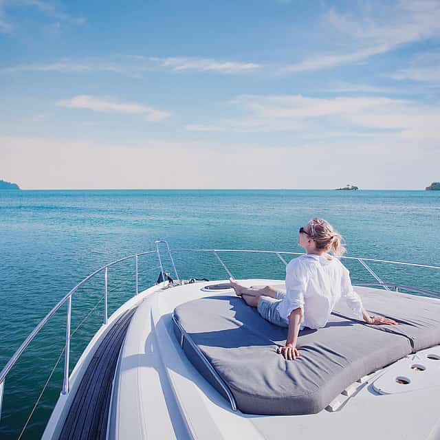 Lulu Island Private Yacht Cruise + Transfer
