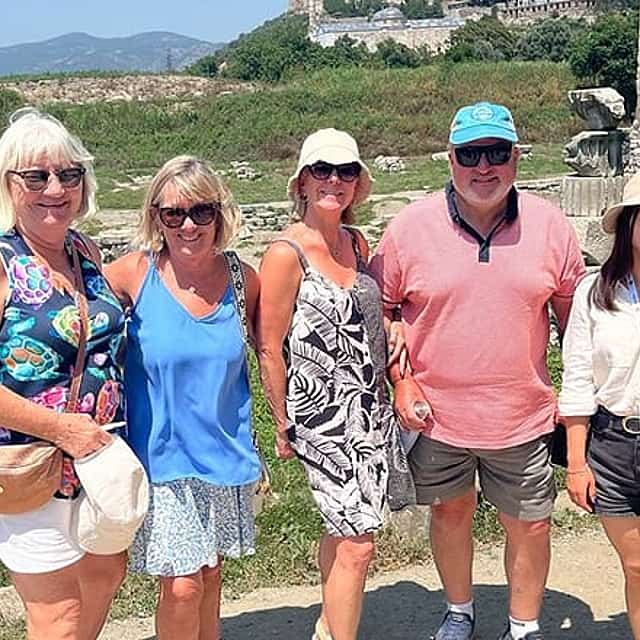 For Cruisers: Giriş Ücretleri ve Öğle Yemeği Dahil Efes, Meryem Ana Evi Turu"