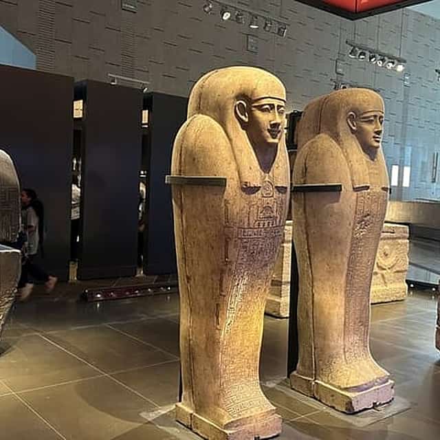 Private tour to Giza Pyramids, Sphinx and Grand Egyptian museum