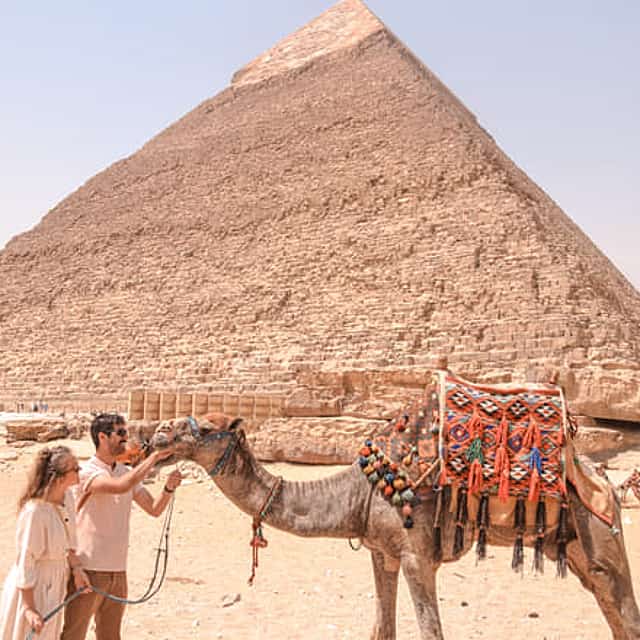 All Inclusive Day Tour To Giza Pyramids Egyptian Museum And Bazaar