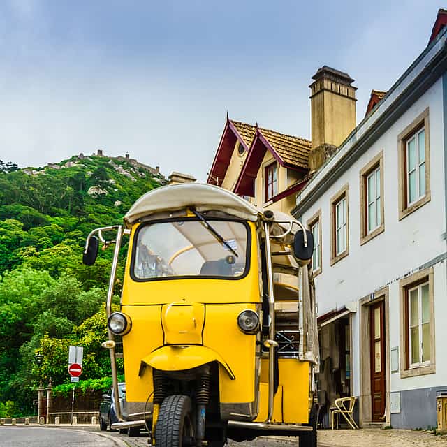 Sintra Tuk-tuk Tour - Monserrate Circuit