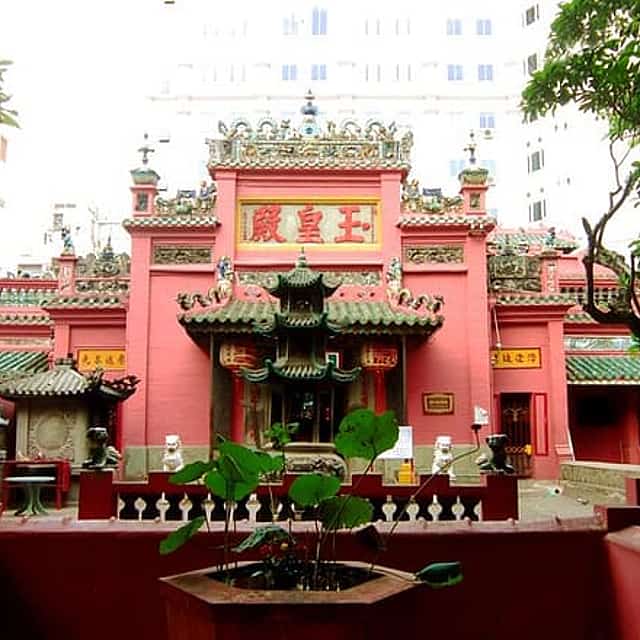 Small-group Saigon City Tour: 4-Hour Must-see Iconic Landmarks