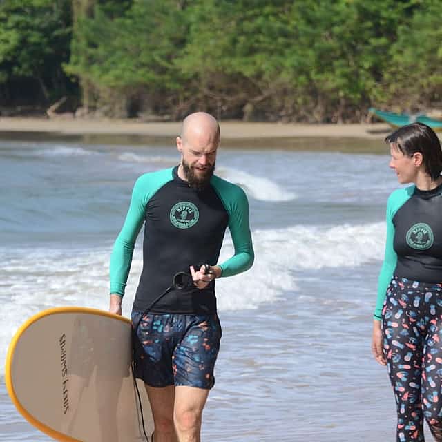 Private Surfing Lesson in Hikkaduwa