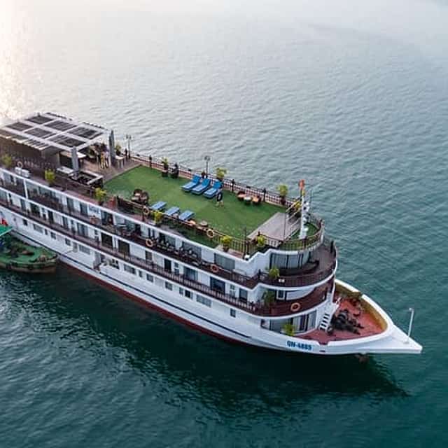 5 Star Amanda Cruise - Luxury Overnight Cruise Halong Bay (2D1N)