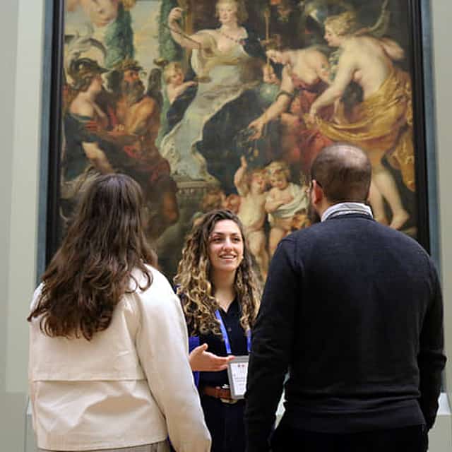 Private Louvre Tour – The Essentials and More with Expert Guide