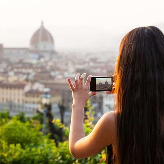 Private Day Trip: Rome to Florence & Pisa w/Lunch and Luxury Car!