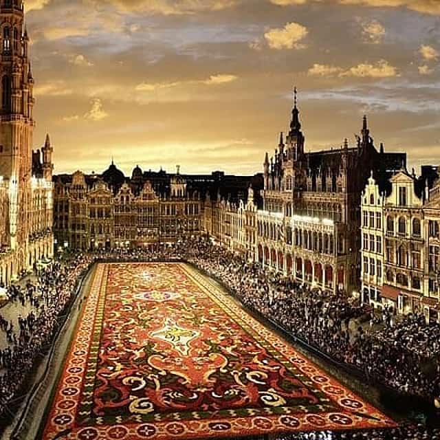 Full-Day Private Tour of Brussels from Paris