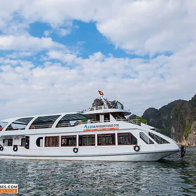 Deluxe Day Cruise to Halong Bay ( One Day Cruise Tour)