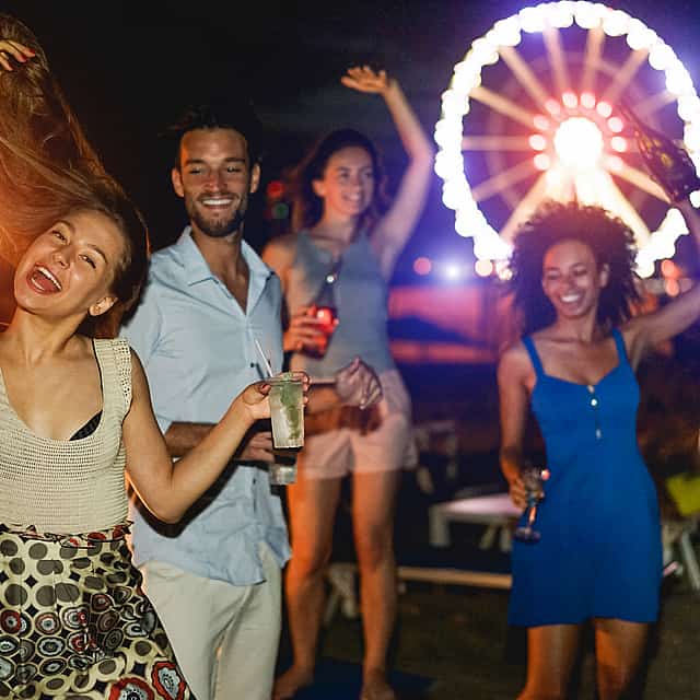 Miami South Beach berühmtes Nachtclub-Paket mit Open Bar und Partybus
