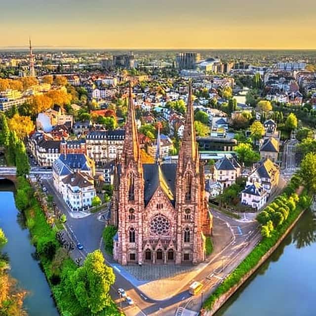 Privé vakantie taxi transfer van Brussel naar Straatsburg