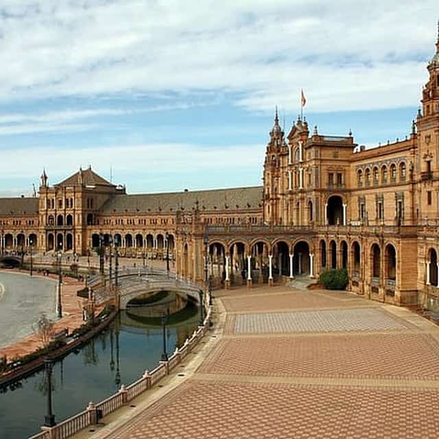 Seville Highlights Tour: Cathedral, Alcazar & Plaza de Espana