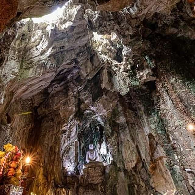 Discovering Marble Mountains - Monkey Mountain – Am Phu Cave Sunset tour