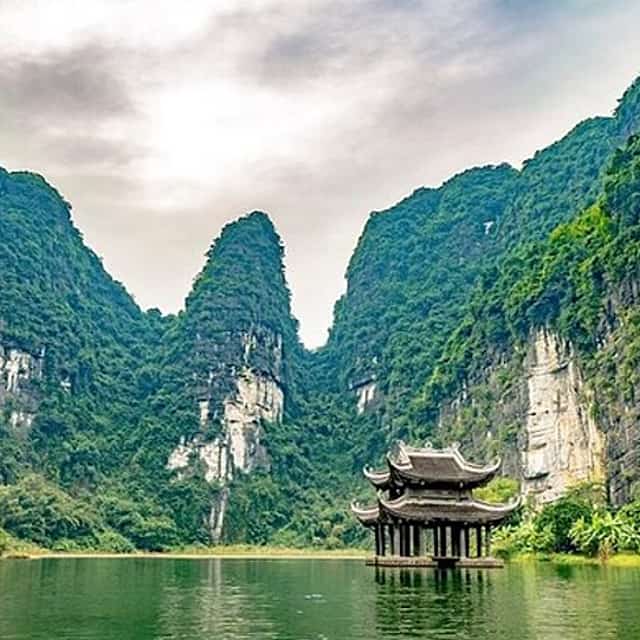 Ninh Binh Day Trip Hoa Lu Trang An and Mua Cave from Hanoi