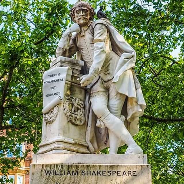 London Walking Tour: Self-Guided City Game