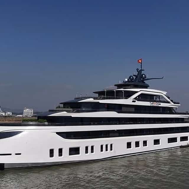 Premium Ha Long and Lan Ha Bay 2D1N Cruise Adventure from Hanoi