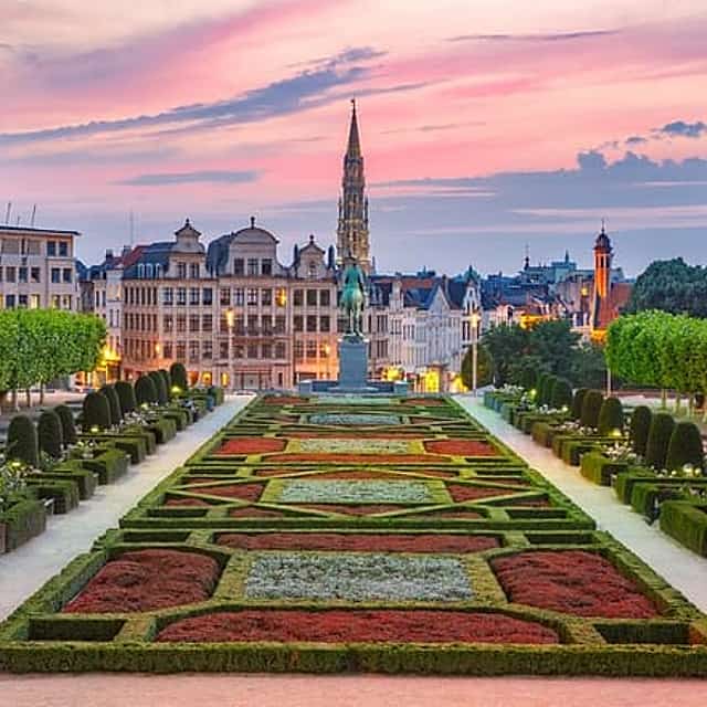 Private direct transfer from Bruges to Brussels