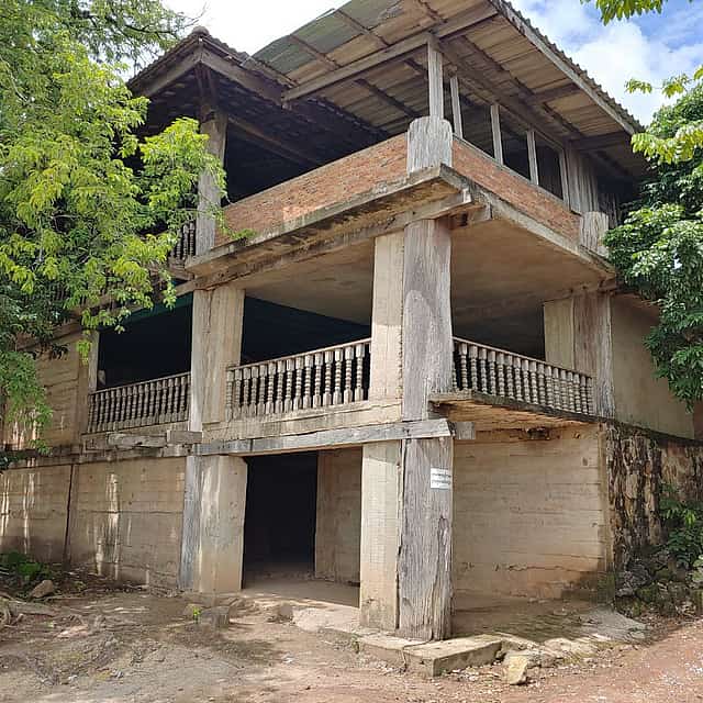 Private Tour to Anlong Veng (Khmer Rouge stronghold)
