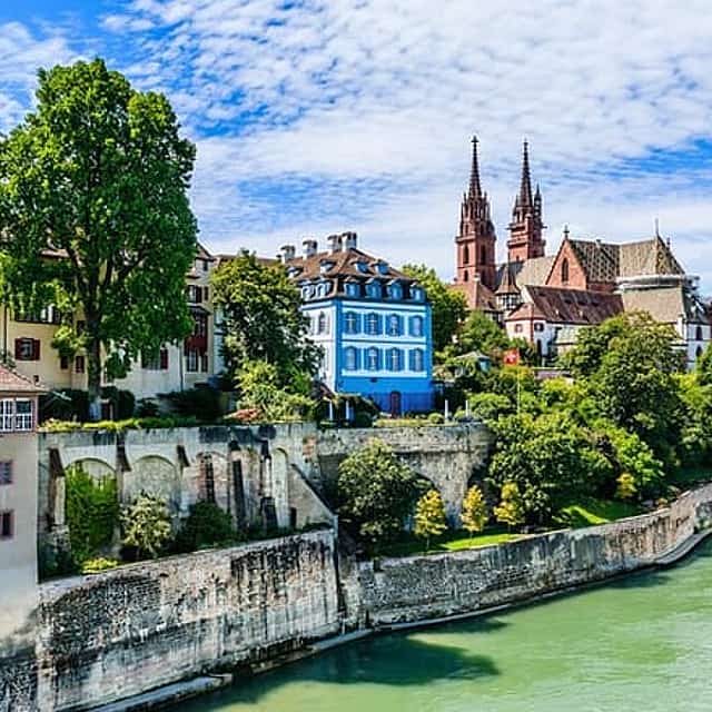 Basel Scavenger Hunt & Highlights Self-Guided Walking Tour