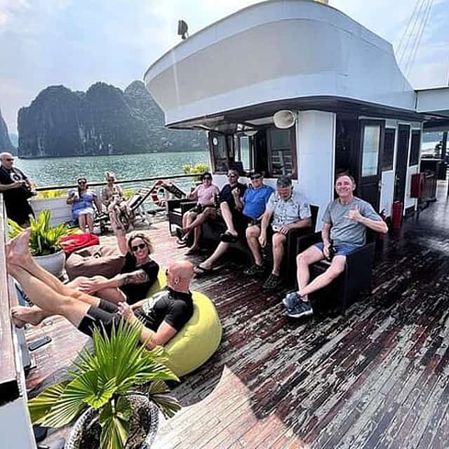 Halong Bay 2 Days Cruise from Hanoi with Transfer and Meals