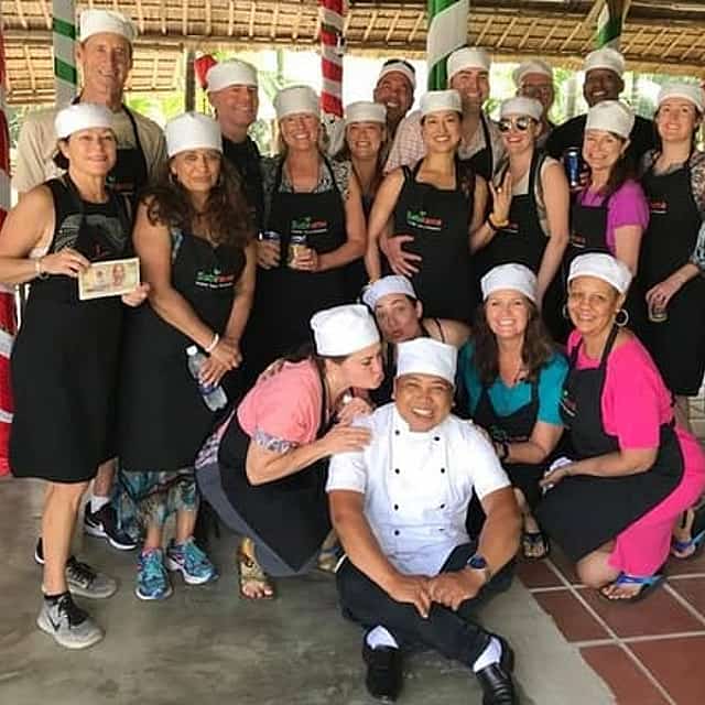 Traditional Cooking Class with Basket Boat Ride and market Tour