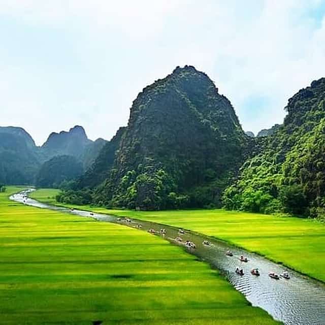 Small Group Ninh Binh Hoa Lu Tam Coc Full Day Tour from Hanoi