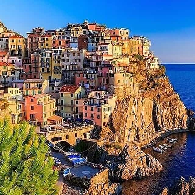 Cinque Terre and Pisa One Day Adventure Trip from Florence