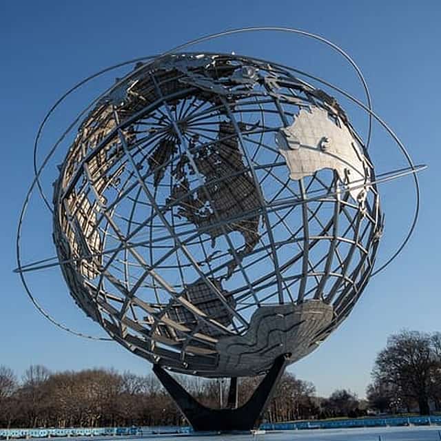 Contrasts Tour in New York City: English/Spanish