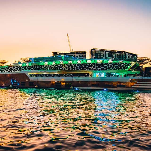 MegaYacht Dinner Cruise Standard Unlimited Drinks
